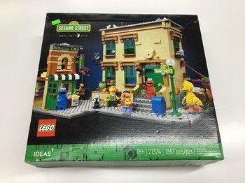 LEGO Ideas 123 Sesame Street (21324) - 1367 Pieces