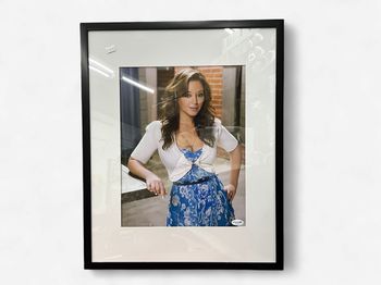 Leah Remini Autographed 11 x 14 print Autograph COA