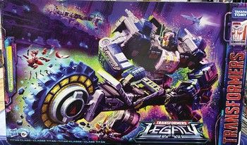 Transformers Legacy Cybertron Universe Metroplex Titan Class