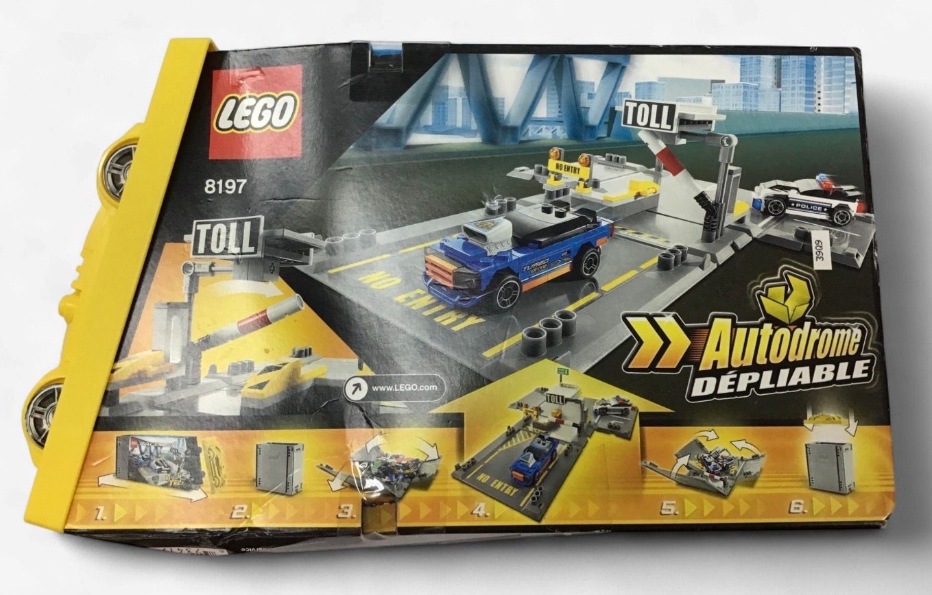 Lego Racers fold out Racetrack Highway cChaos