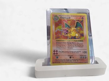 Pokémon Shadowless Charizard 4/102 Card Pokémon Shadowless Charizard 4/102 Card
