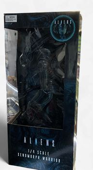 Aliens 1/4 Scale Xenomorph Warrior Figure