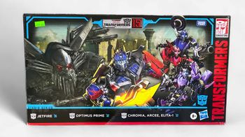 Transformers Studio Series Jetfire/Optimus Prime/Chromia, Arcee, Elita-1 Transformers Studio Series Jetfire/Optimus Prime/Chromia, Arcee, Elita-1