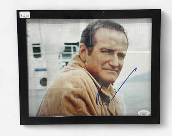 Robin Williams Autographed Framed Photo JSA COA