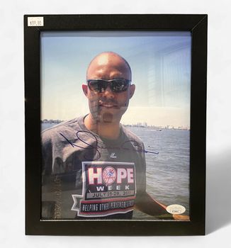 NY Yankees Autographed Mariano Rivera  Photo JSA COA
