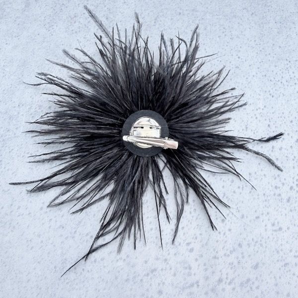 GOLDIE Raven Brooch
