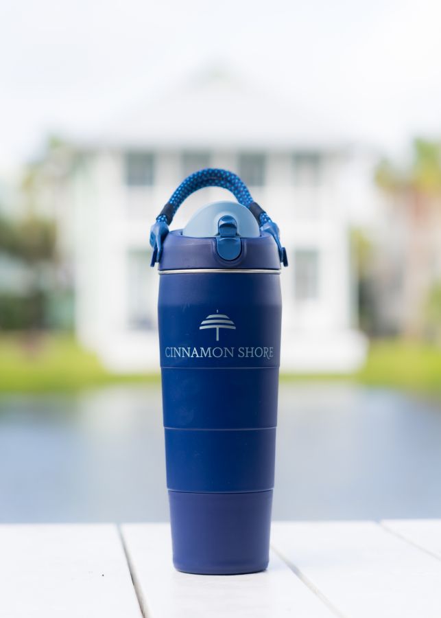 Pirani 32oz Insulated Water Bottle, color: Navy