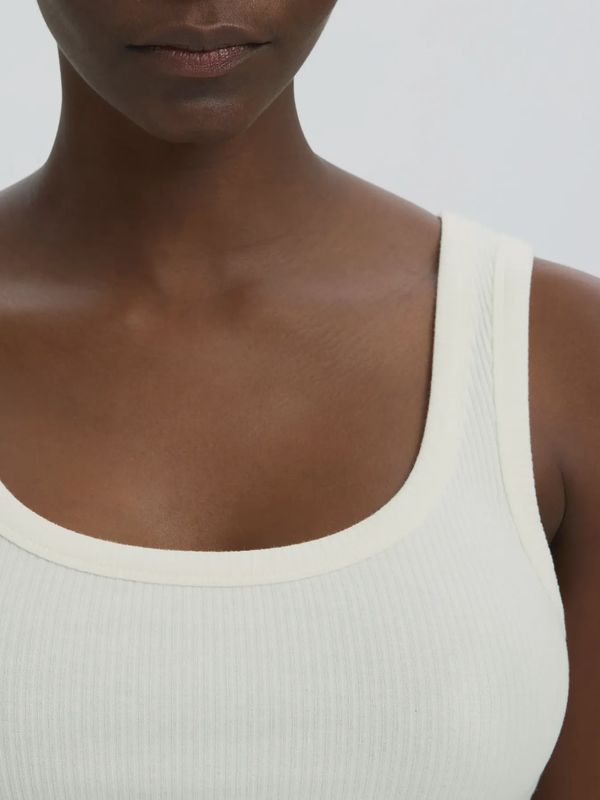 Tank Top U-Neck Wanna Snow White