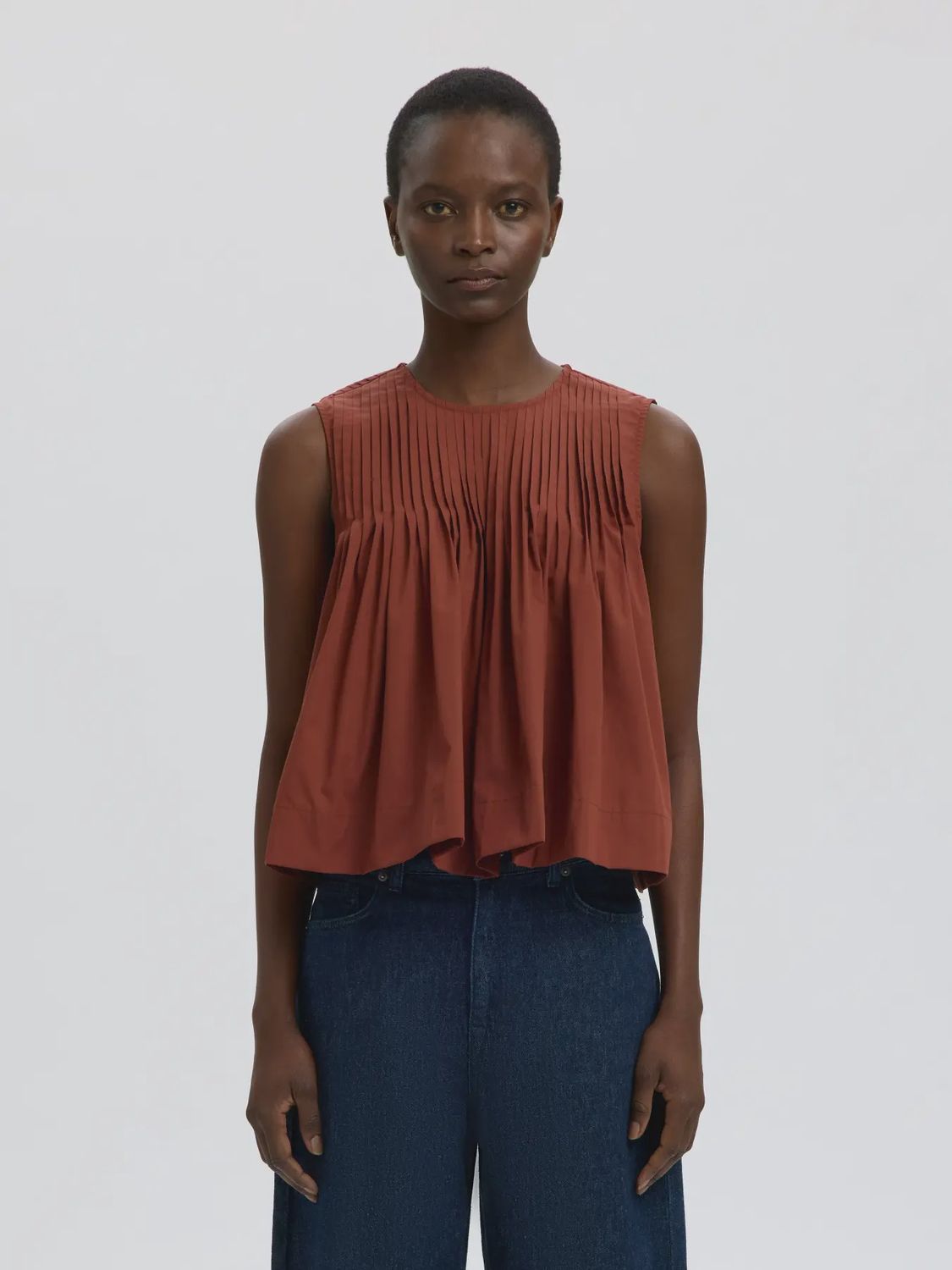 Pleated Top Sophia Cherry Mahogany