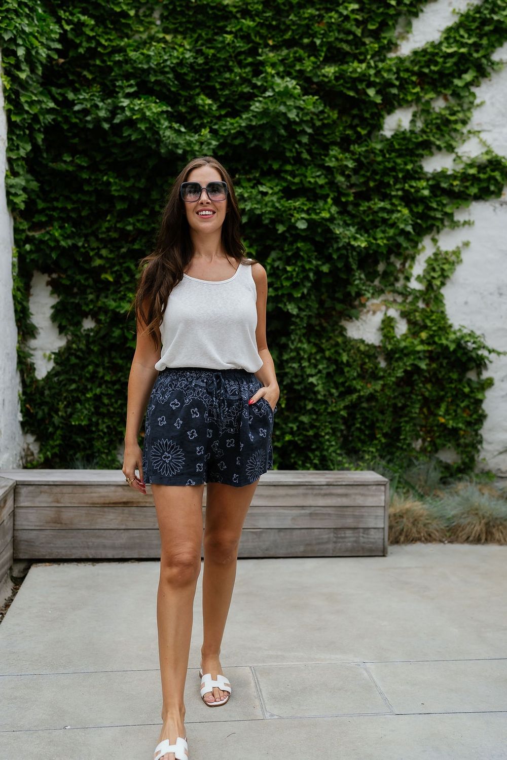 Short Paisley Print Navy