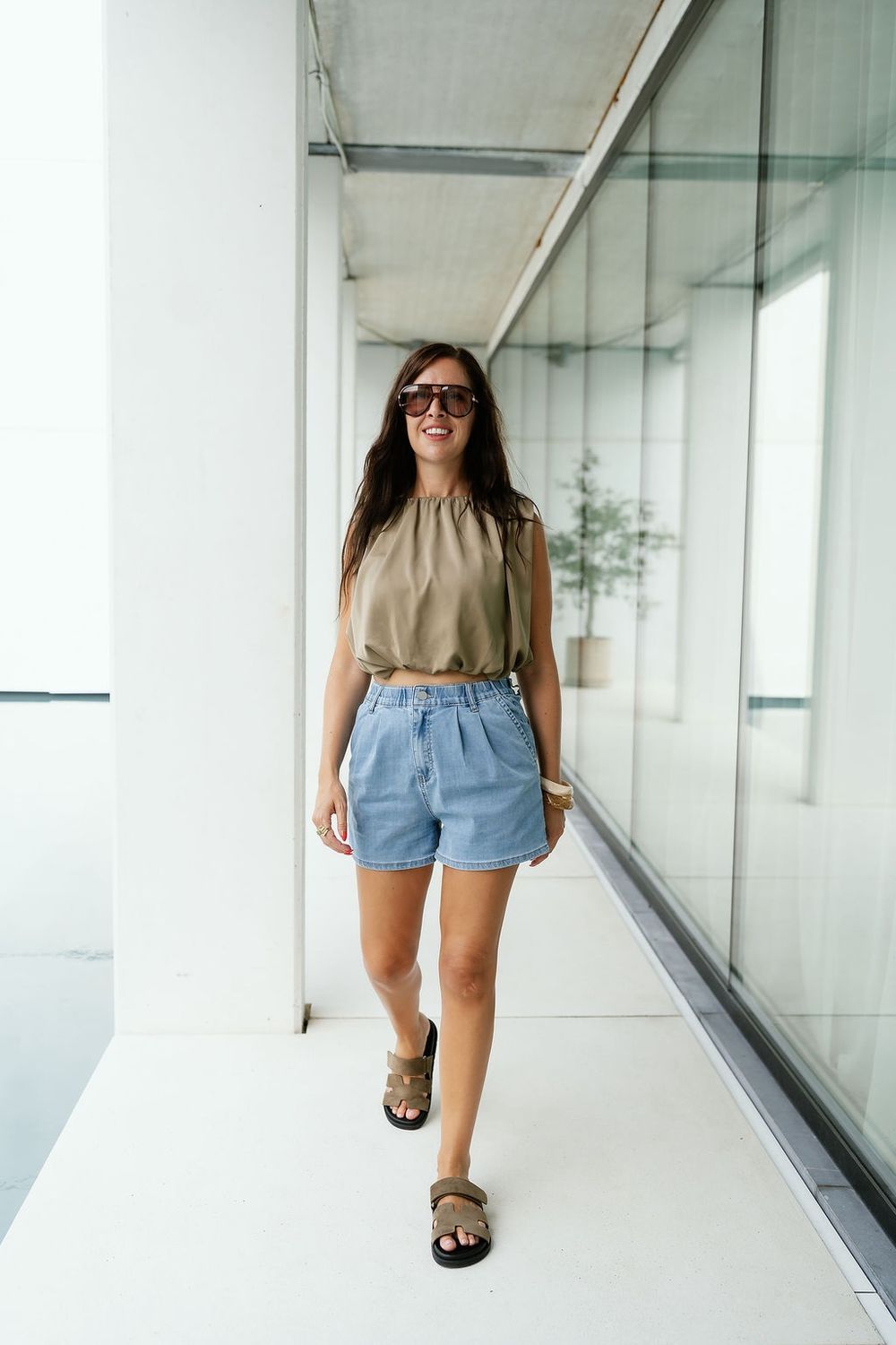 Sleeveless Balloon Top Khaki