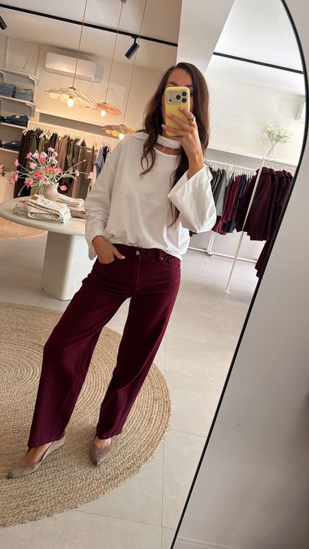 Barrel Jeans Deep Cherry