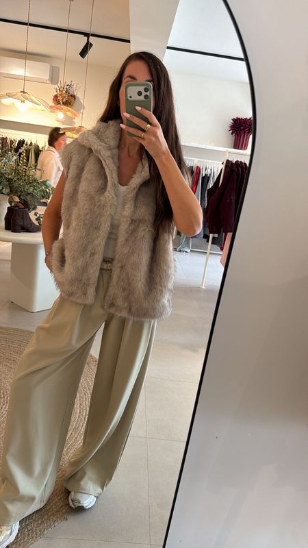 Vest Piper Silver Grey With Black Tips