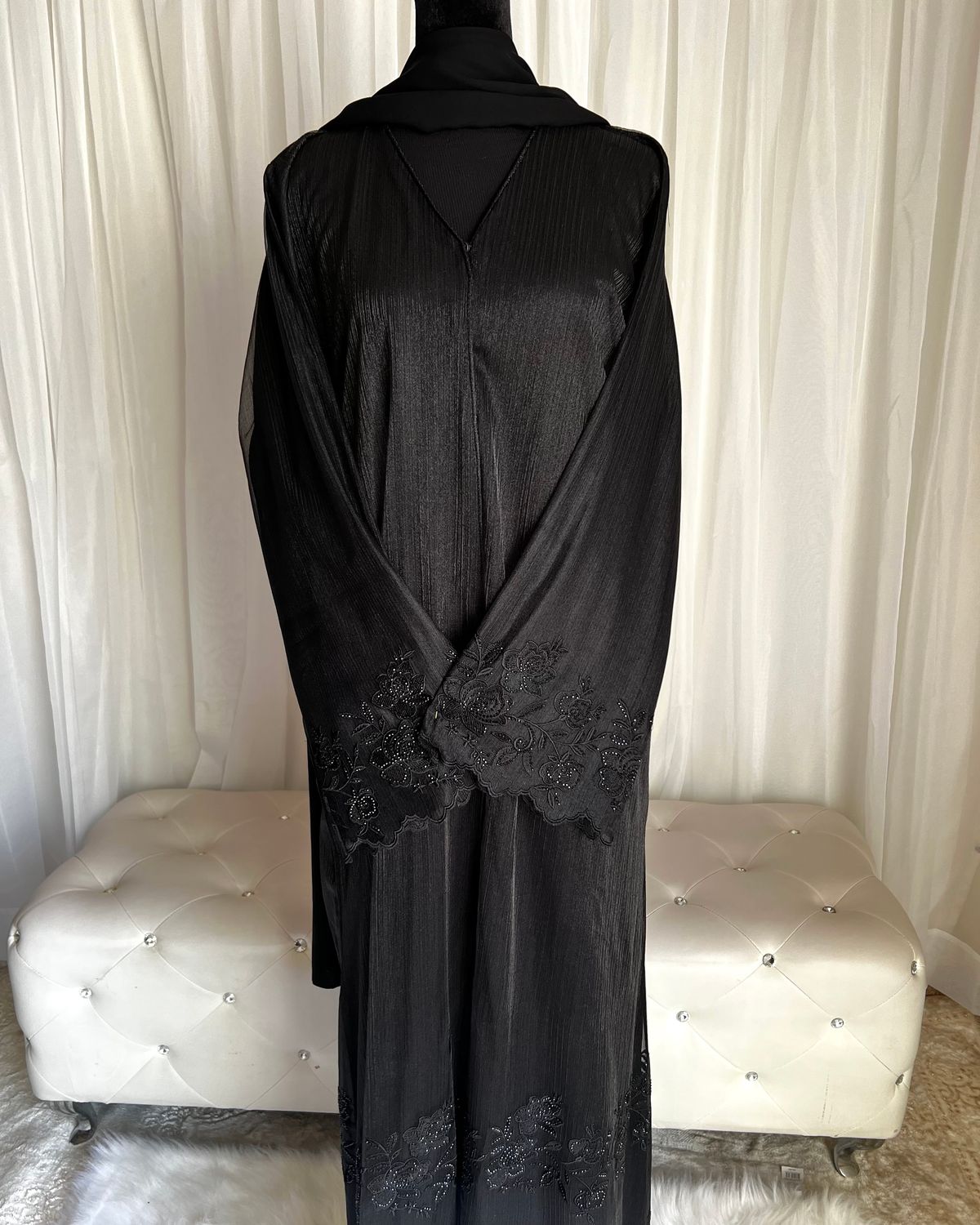 Arwa Open Organza Abaya