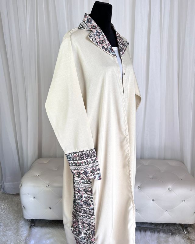 Reem Open Linen Abaya