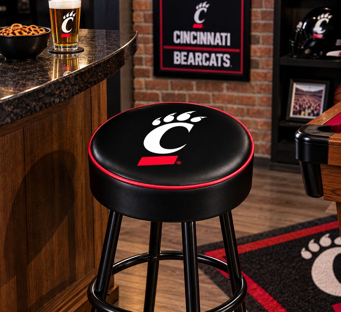 University of Cincinnati Bearcats 14" Round Seat Cover