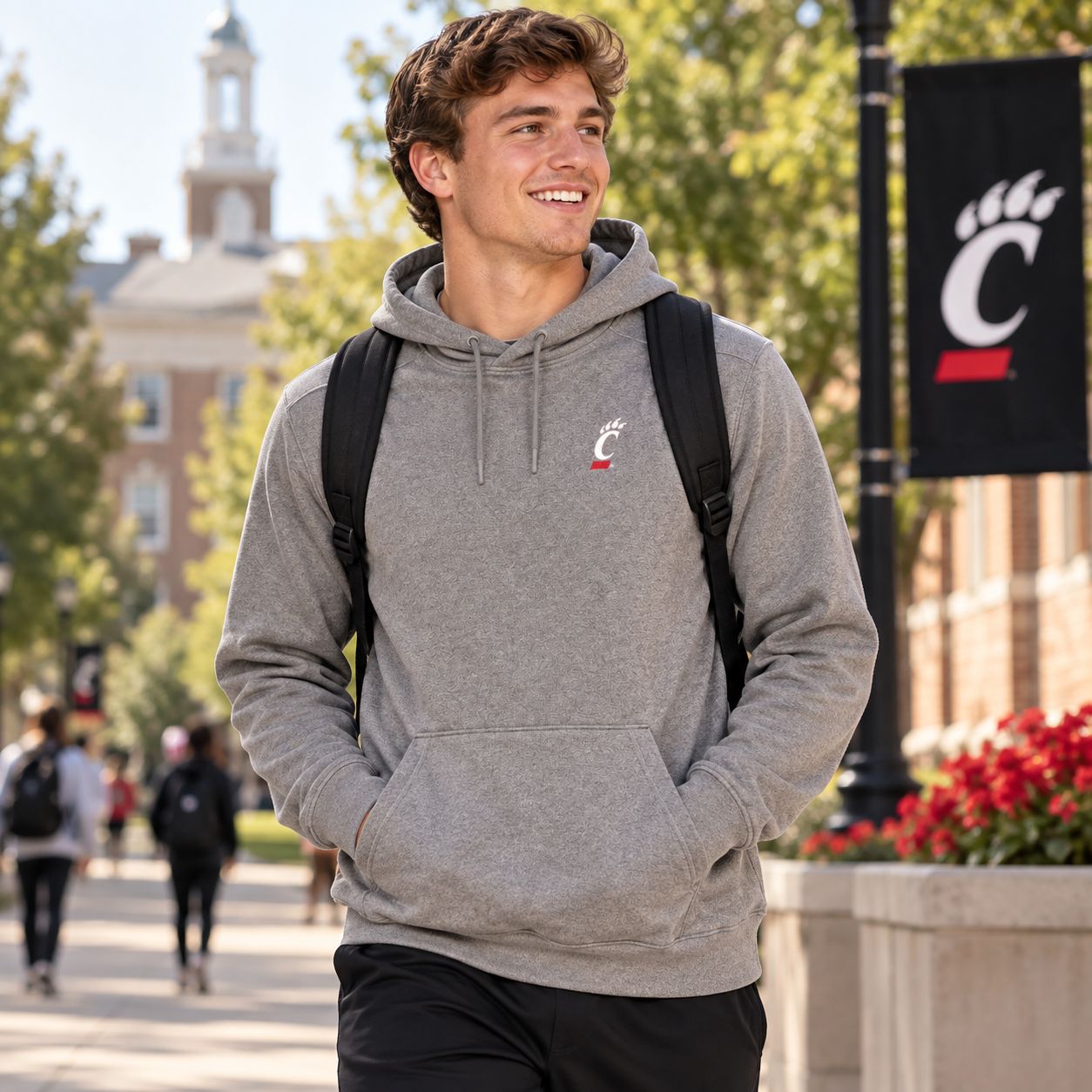 Antigua University of Cincinnati Bearcats Cloud Hoodie