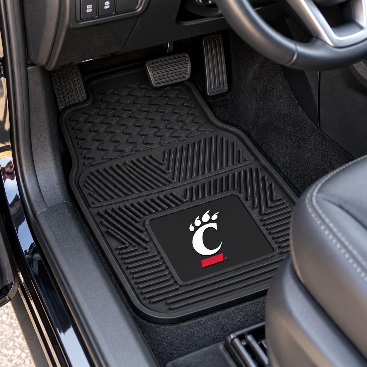 University of Cincinnati Bearcats Heavy Duty Vinyl Car Mats – 2 Pack