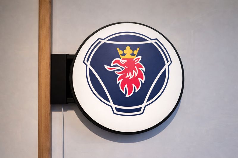 Scania Dual Sided Bar Light