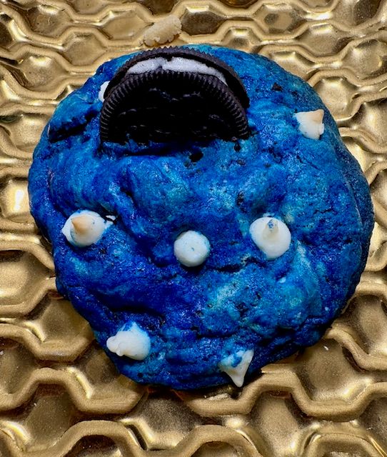 Cookie Monster White Chocolate Chip Cookie