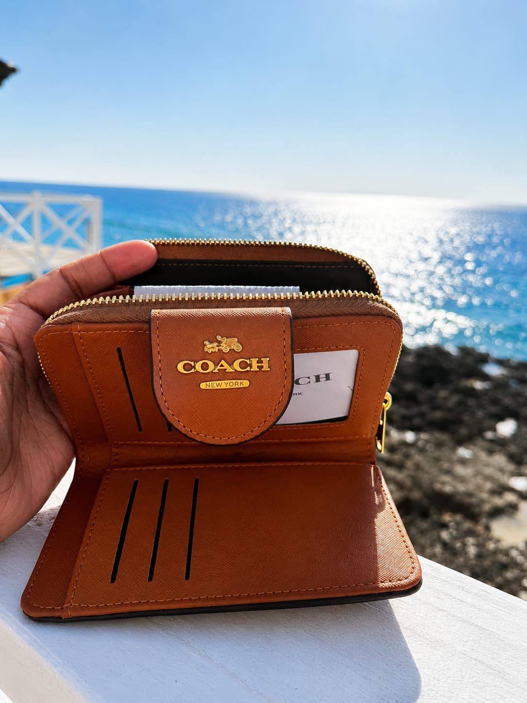 Medium Wallet