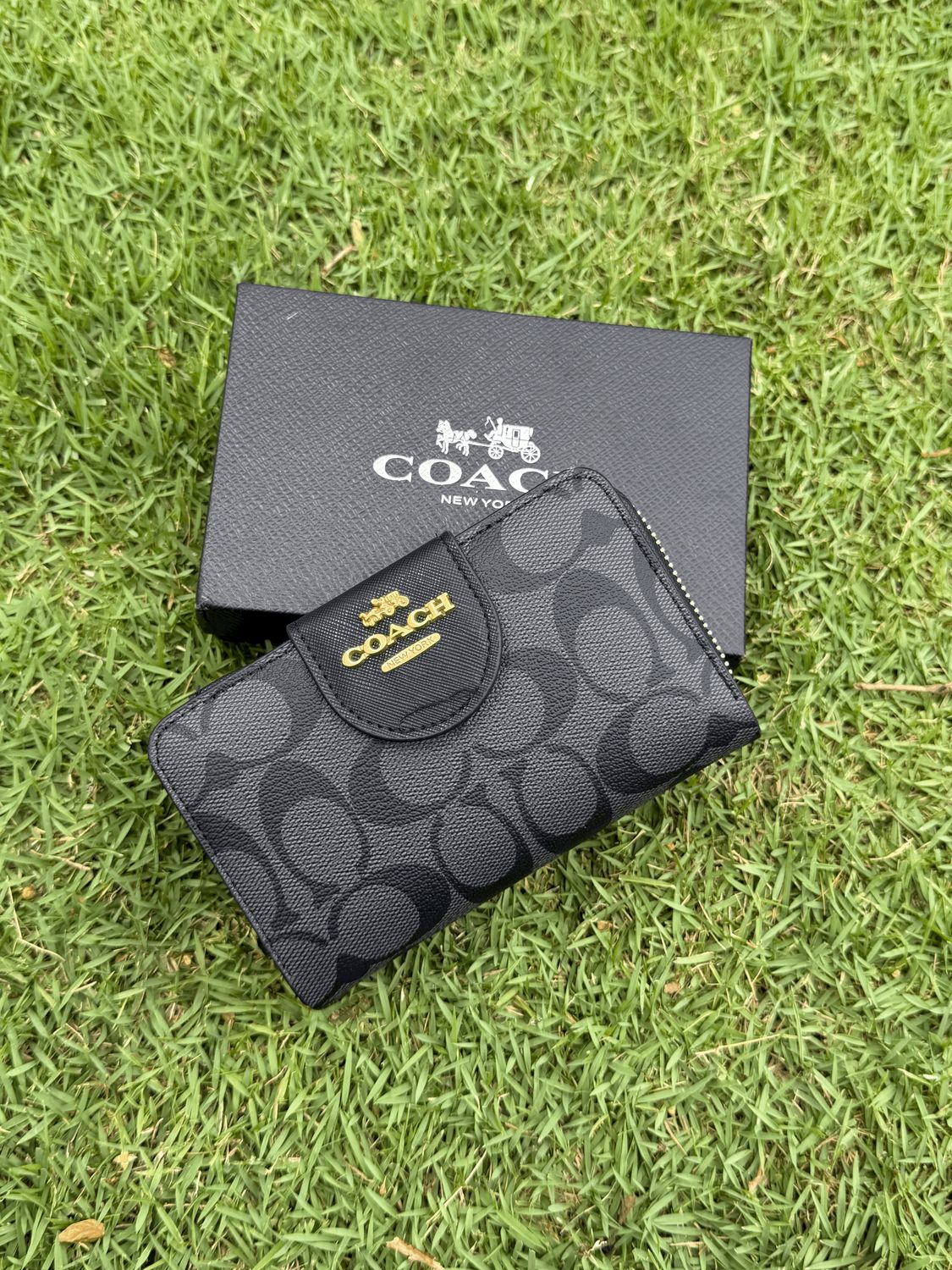 Medium Wallet