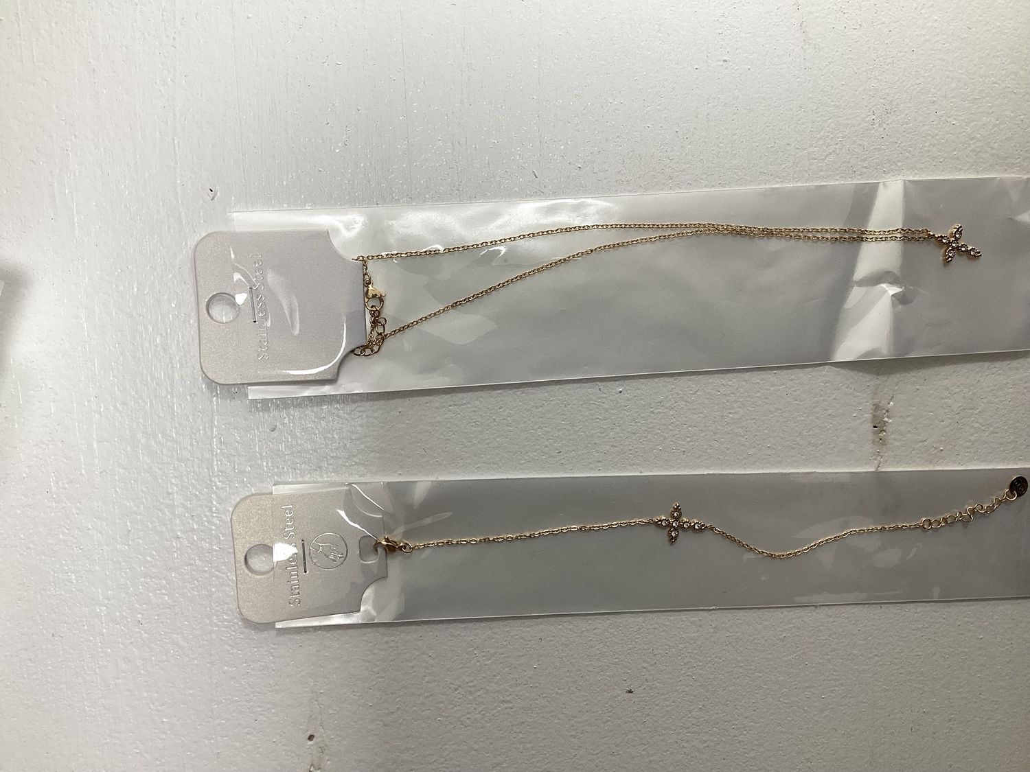 Cross necklace-cristals