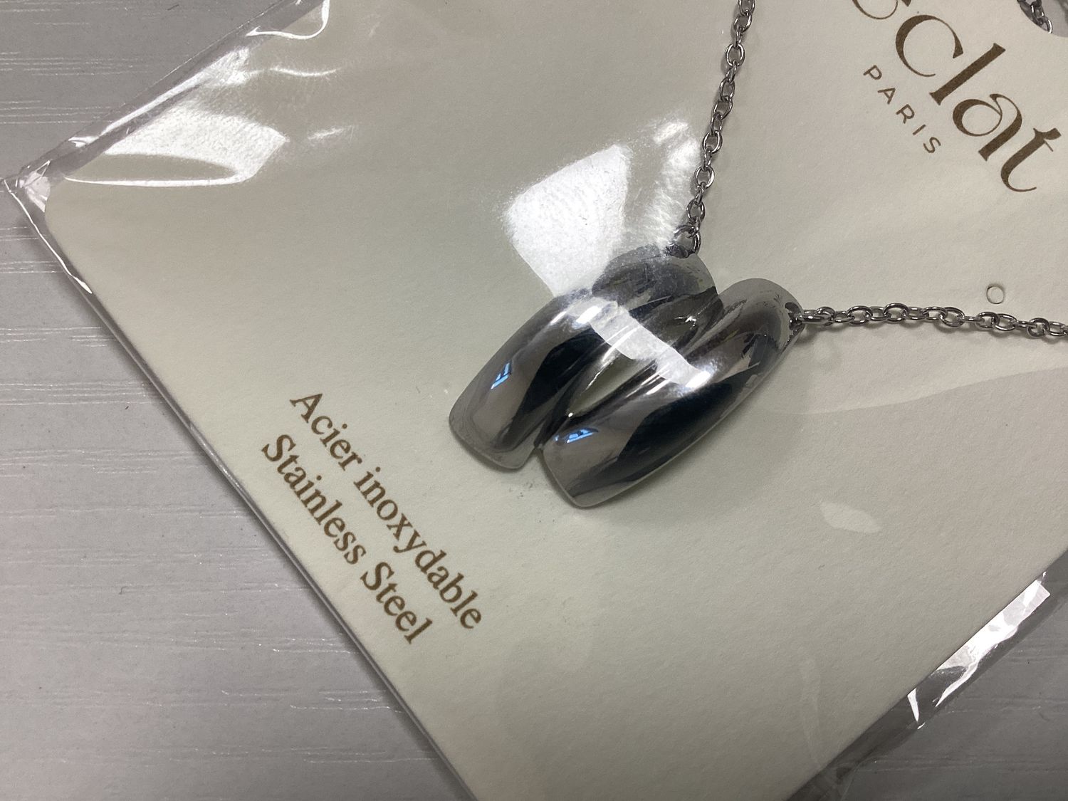 Hollow oval silver necklace