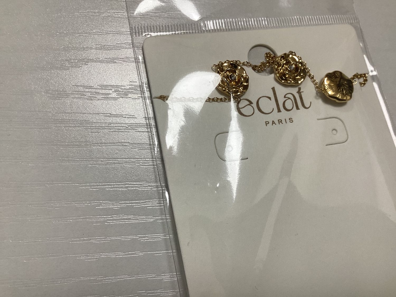 Crystal in flower necklace