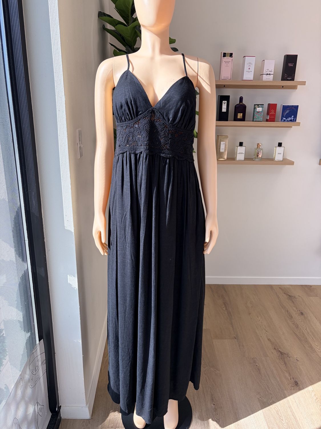 Slim Sleeve linen maxi dress