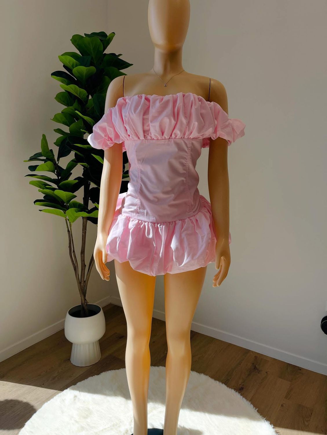 Pale Rose Puff Hem Bodycon/ 0/ 2/ 4/ 10/ 12