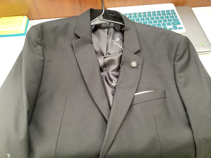 BillTornade black suit