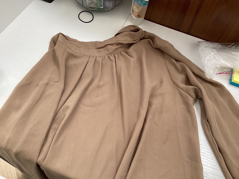 Violet+Claire blouse