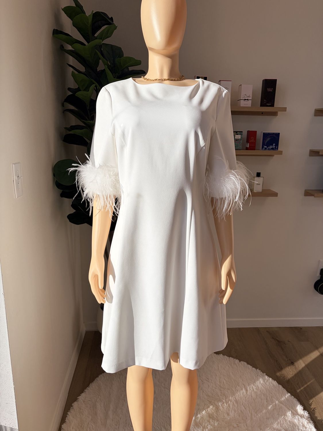 midi dress feather on the sleeve