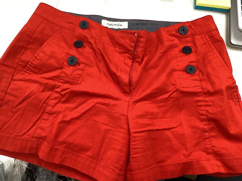 Nautica red short