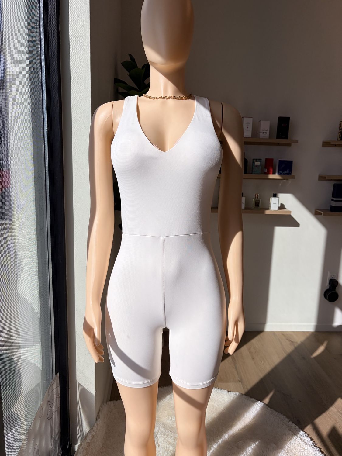 sleeveless  short romper