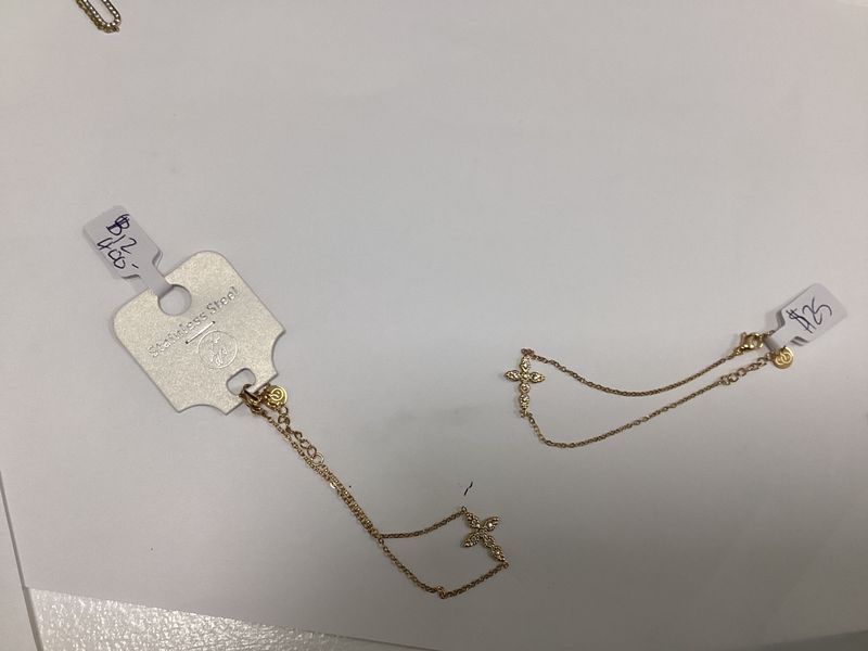 Crystal cross bracelet