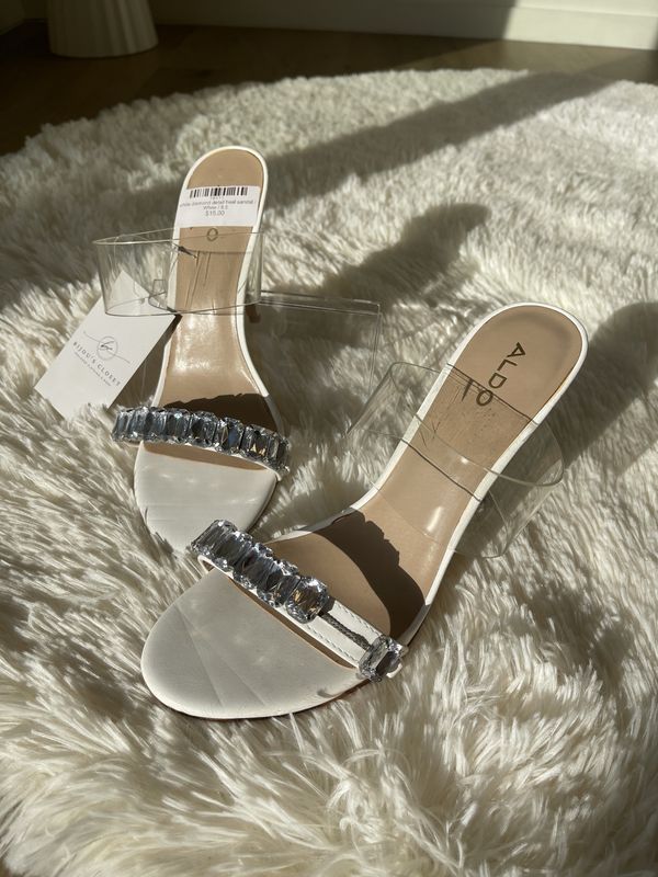 white diamond detail heel sandal