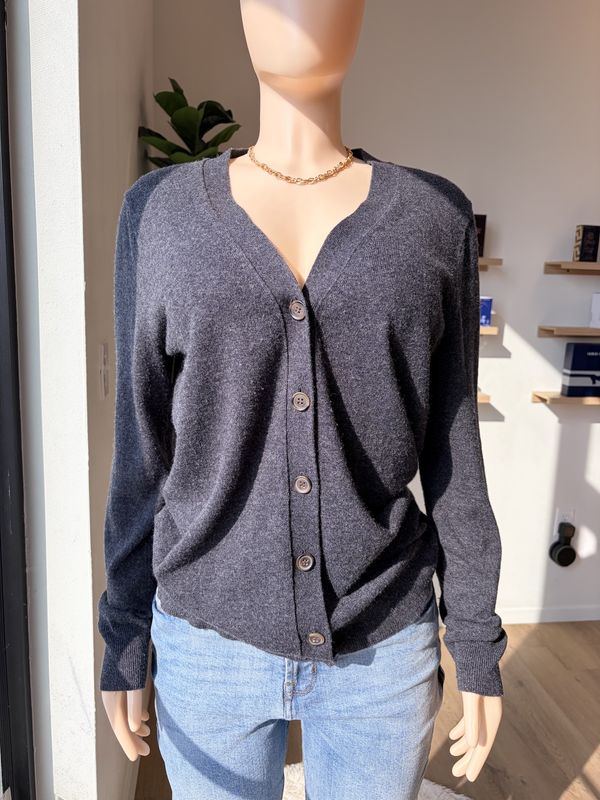 Mercantile long sleeve sweater button up