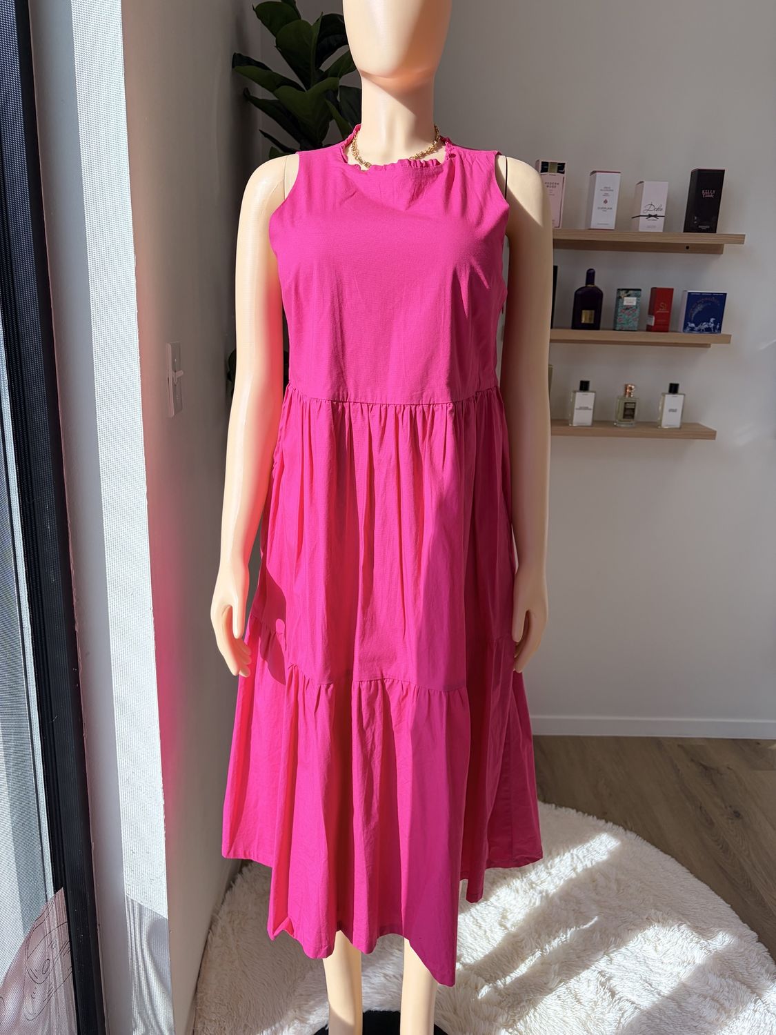 sleeveless midi dress pocket on the side