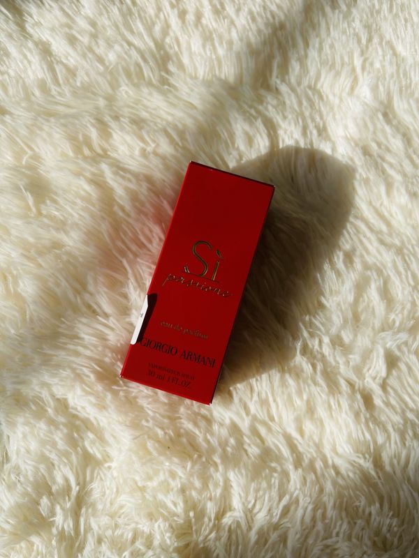 Giorgio Armani Si Passione