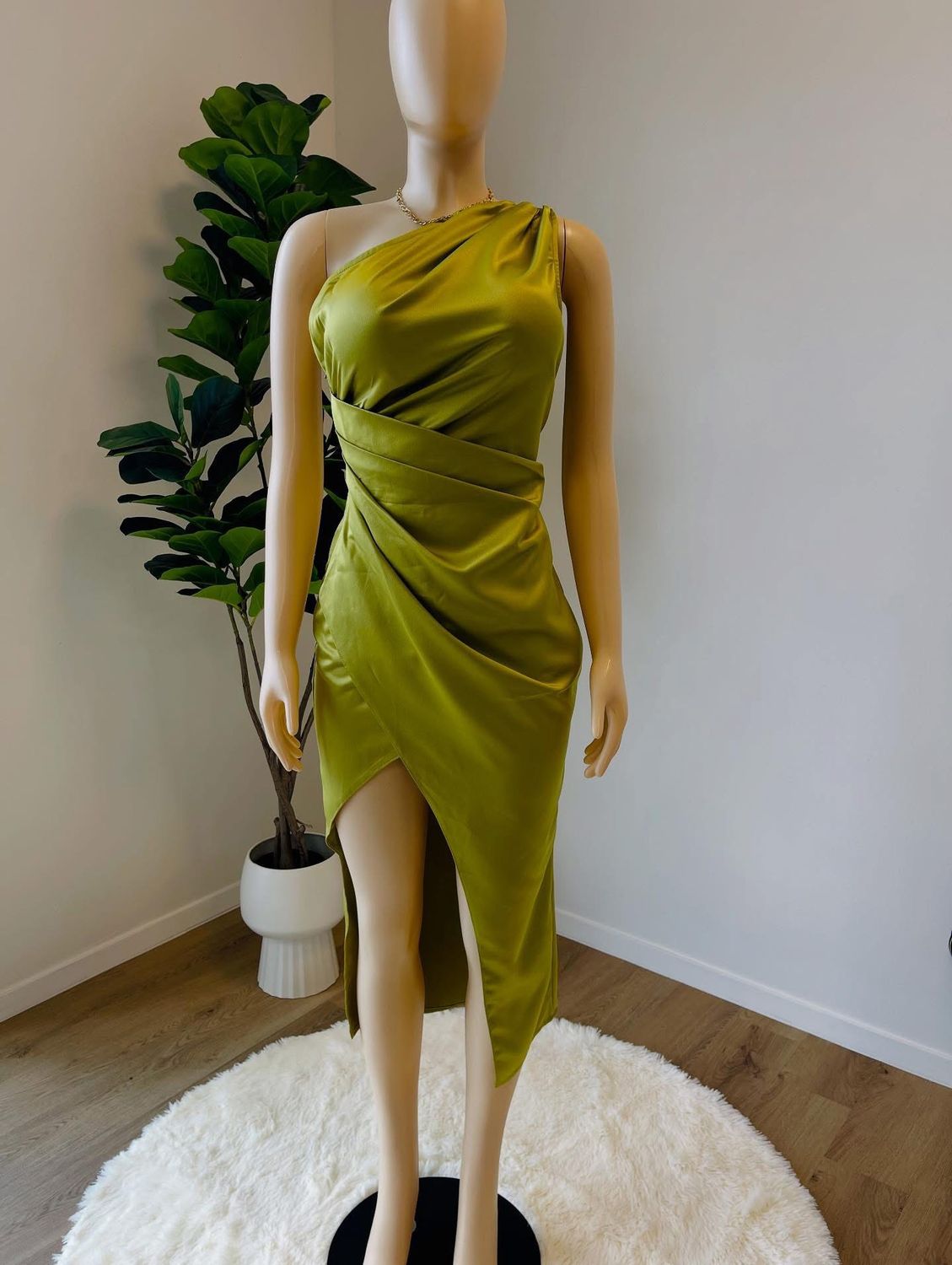 Olive Satin One Shoulder Midi Dress/ 4/ 6/ 8