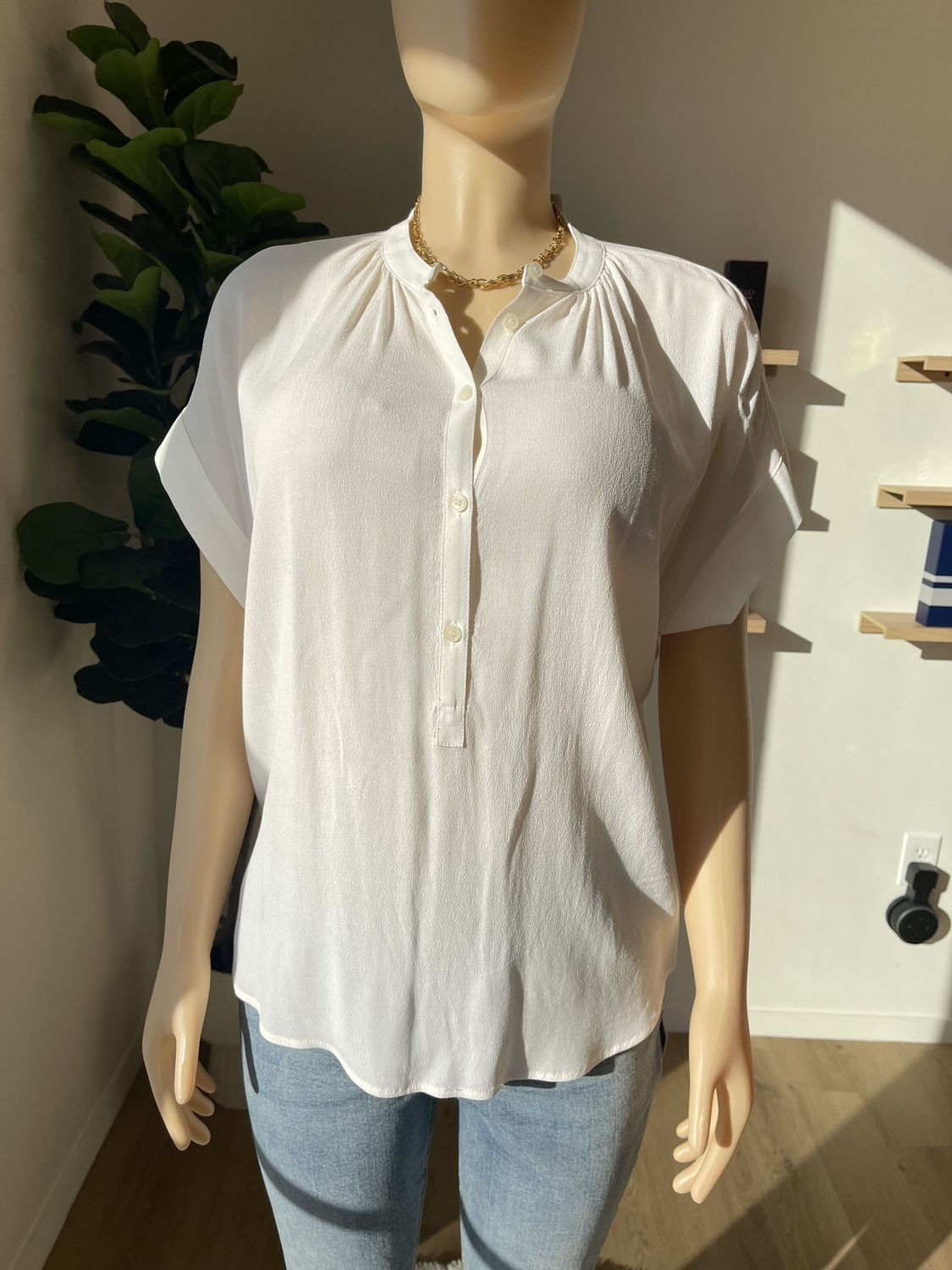 short sleeve white chiffon blouse