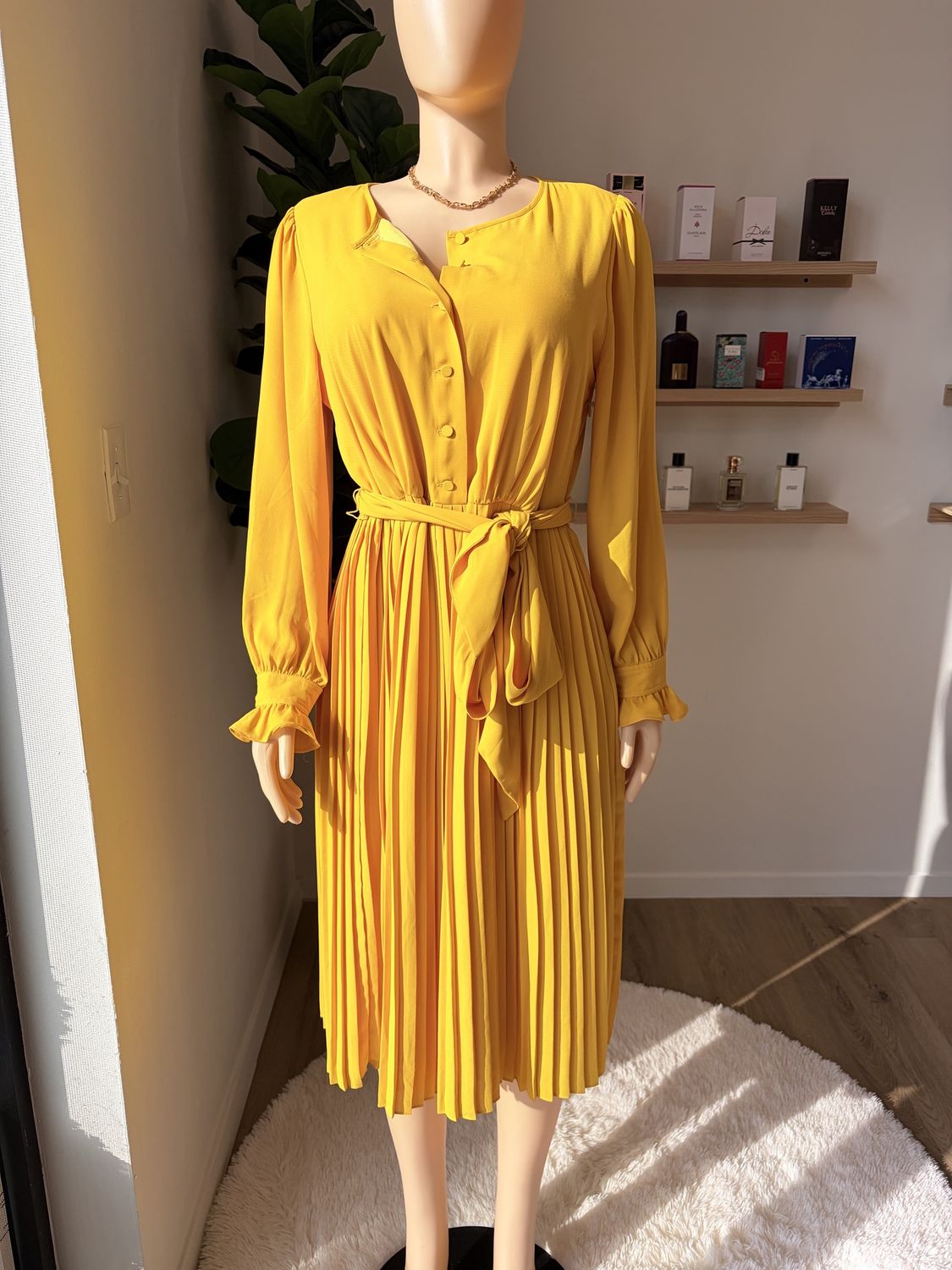 Long sleeve yellow Midi dress workwear