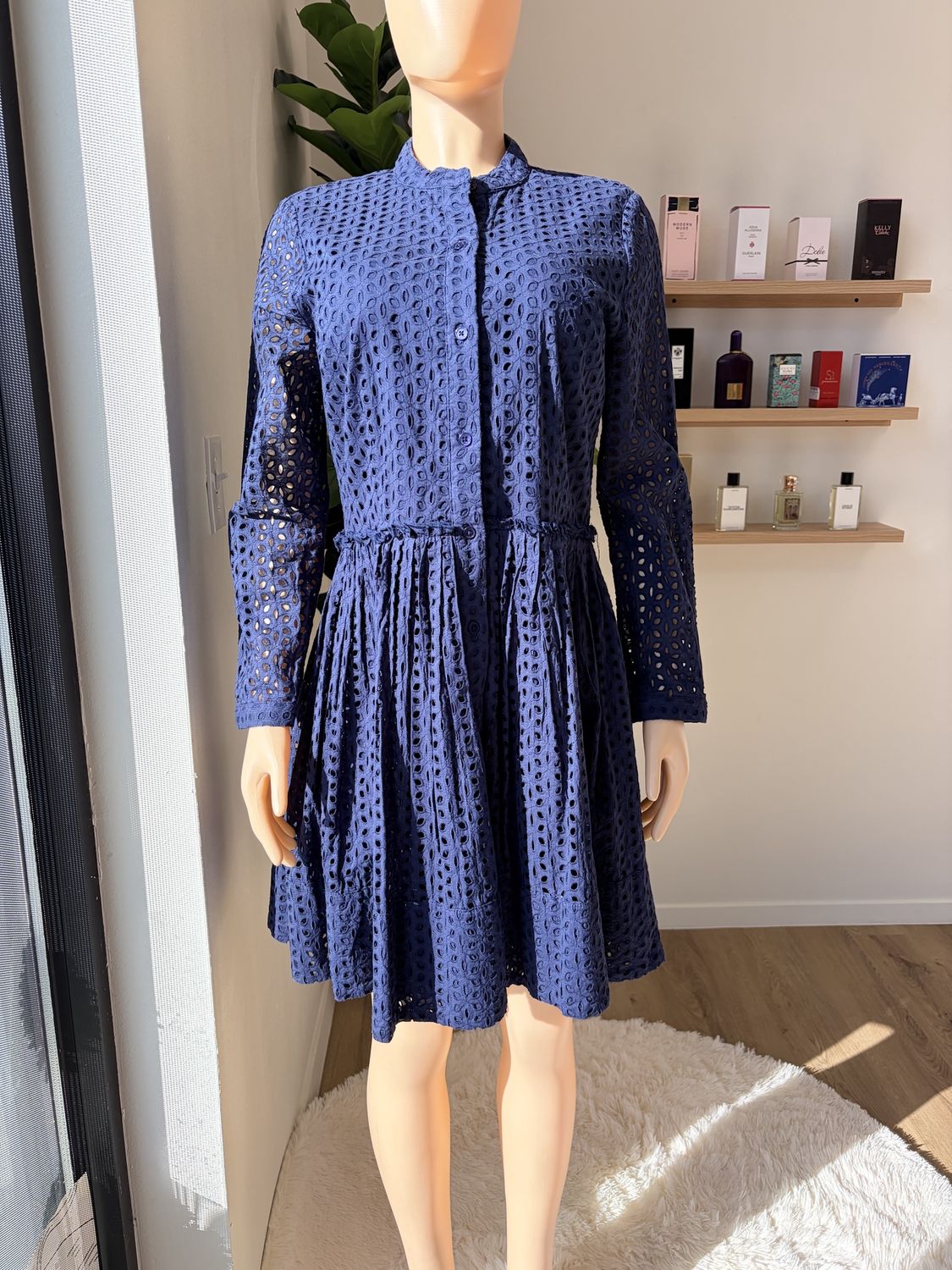 Long-sleeve lace Db midi dress