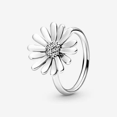 Pavé Daisy Flower Statement Ring
