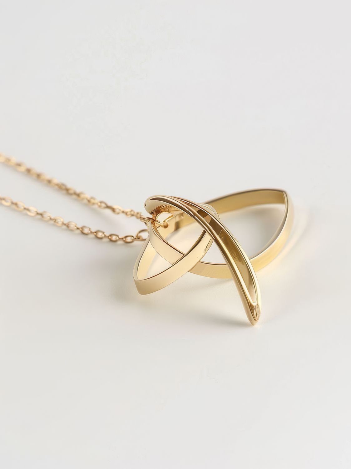 Interwoven Pendant Necklace