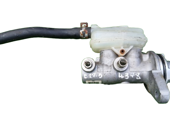 ​Toyota Voxy ZRR70 New Model Master Cylinder