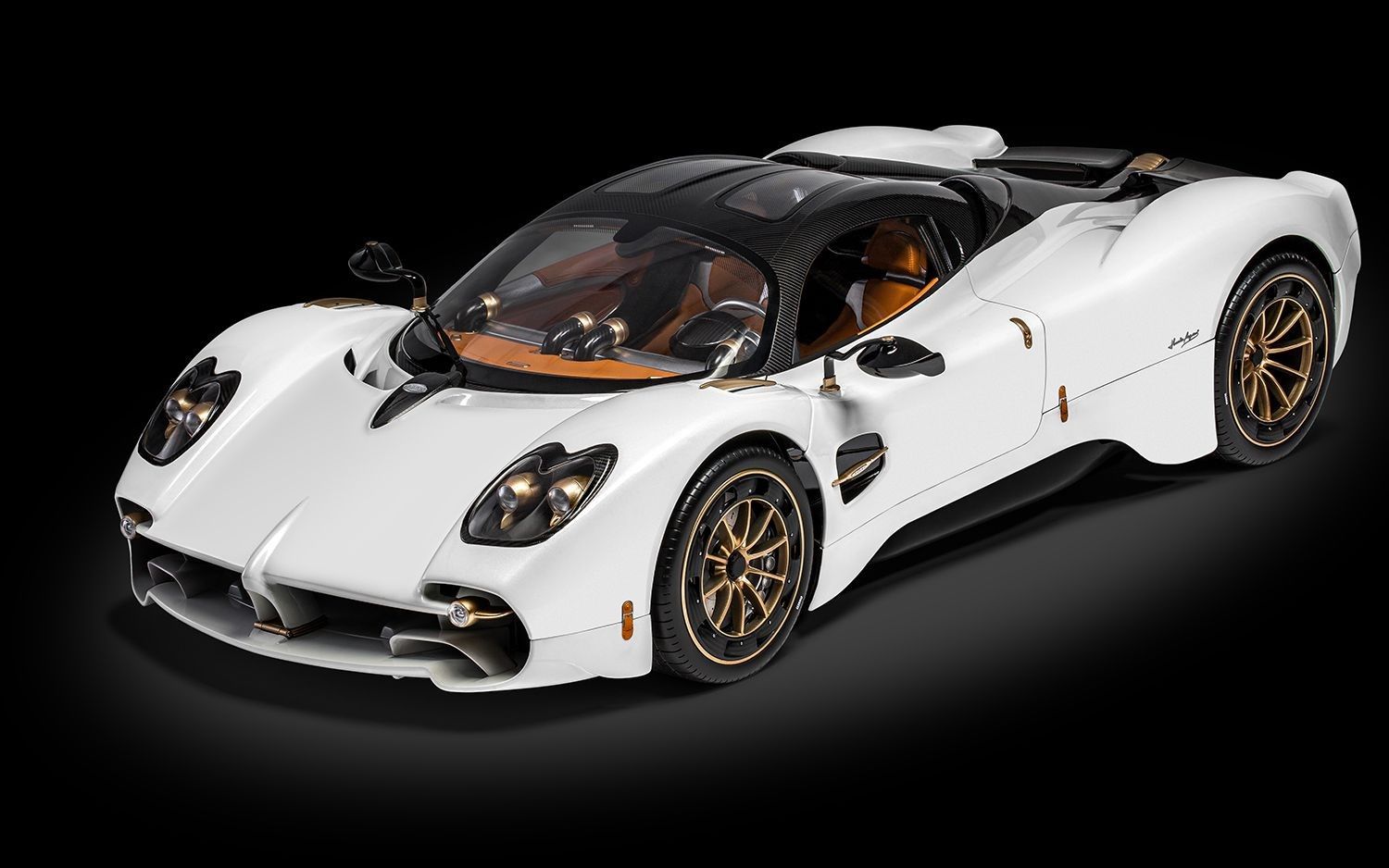 1/8 Maquette en kit PAGANI UTOPIA COUPE BLANC PERLE - POCHER - POC-HK123