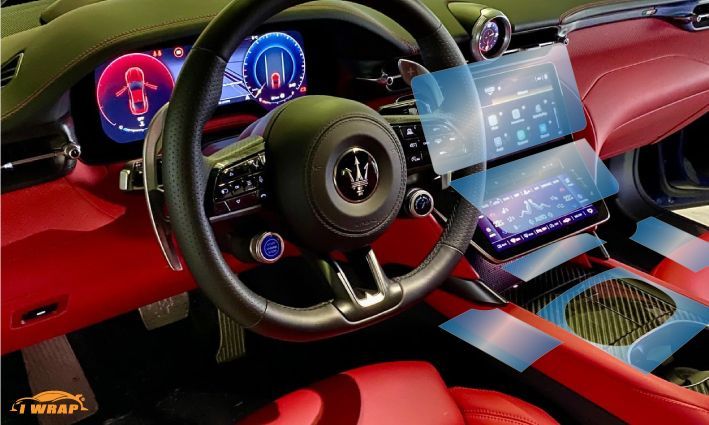 Maserati Granturismo (display + interior)